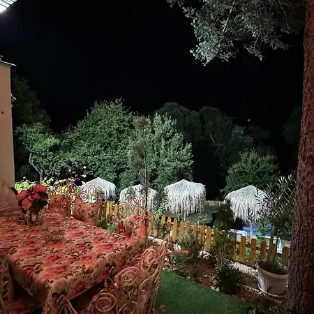 дени Villa