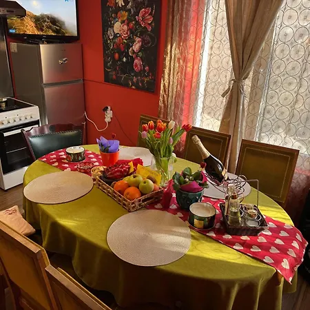 дени