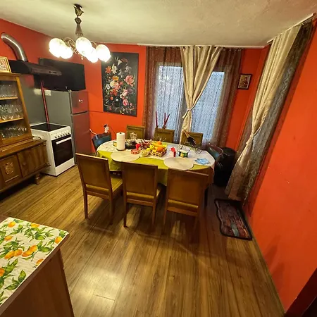 빌라 дени Chukovezer