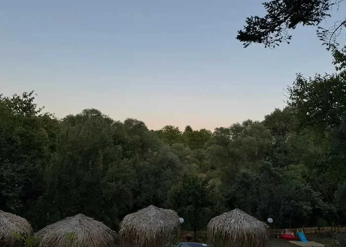 дени * Chukovezer