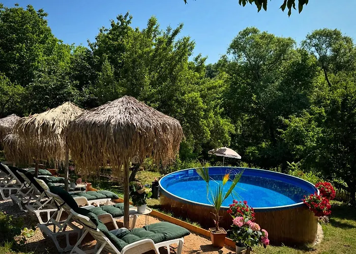 дени * Chukovezer