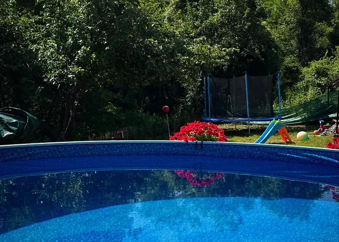 ヴィラ дени *