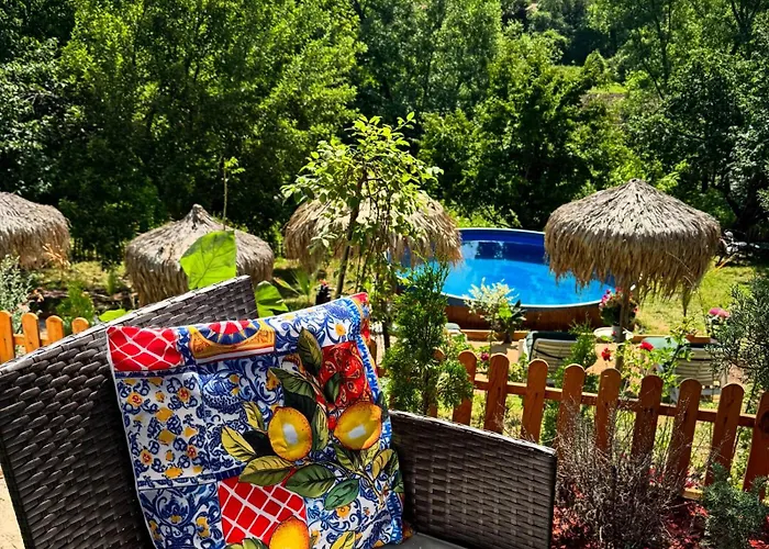 дени * Chukovezer